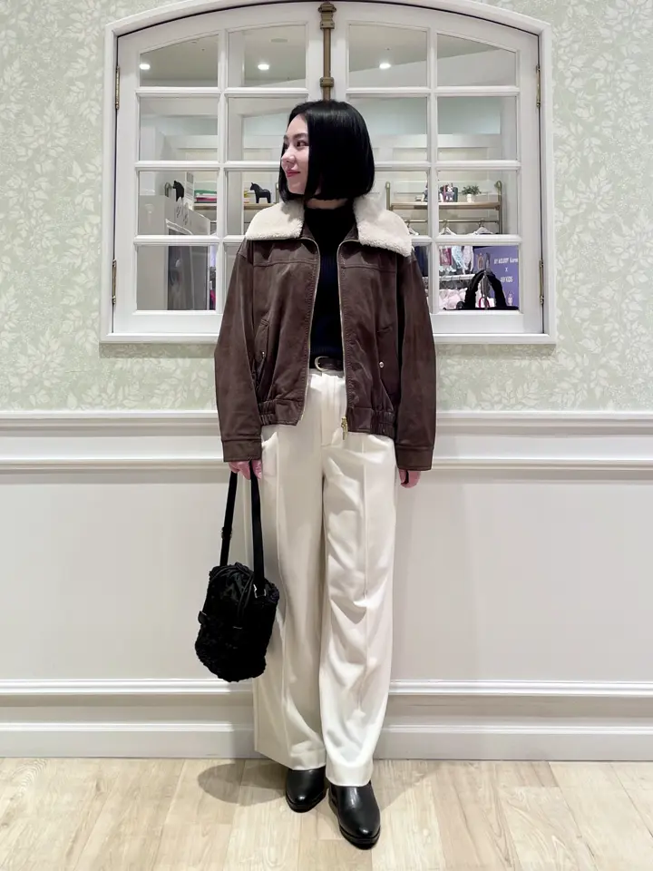 ANY MIKA コーディネート画像