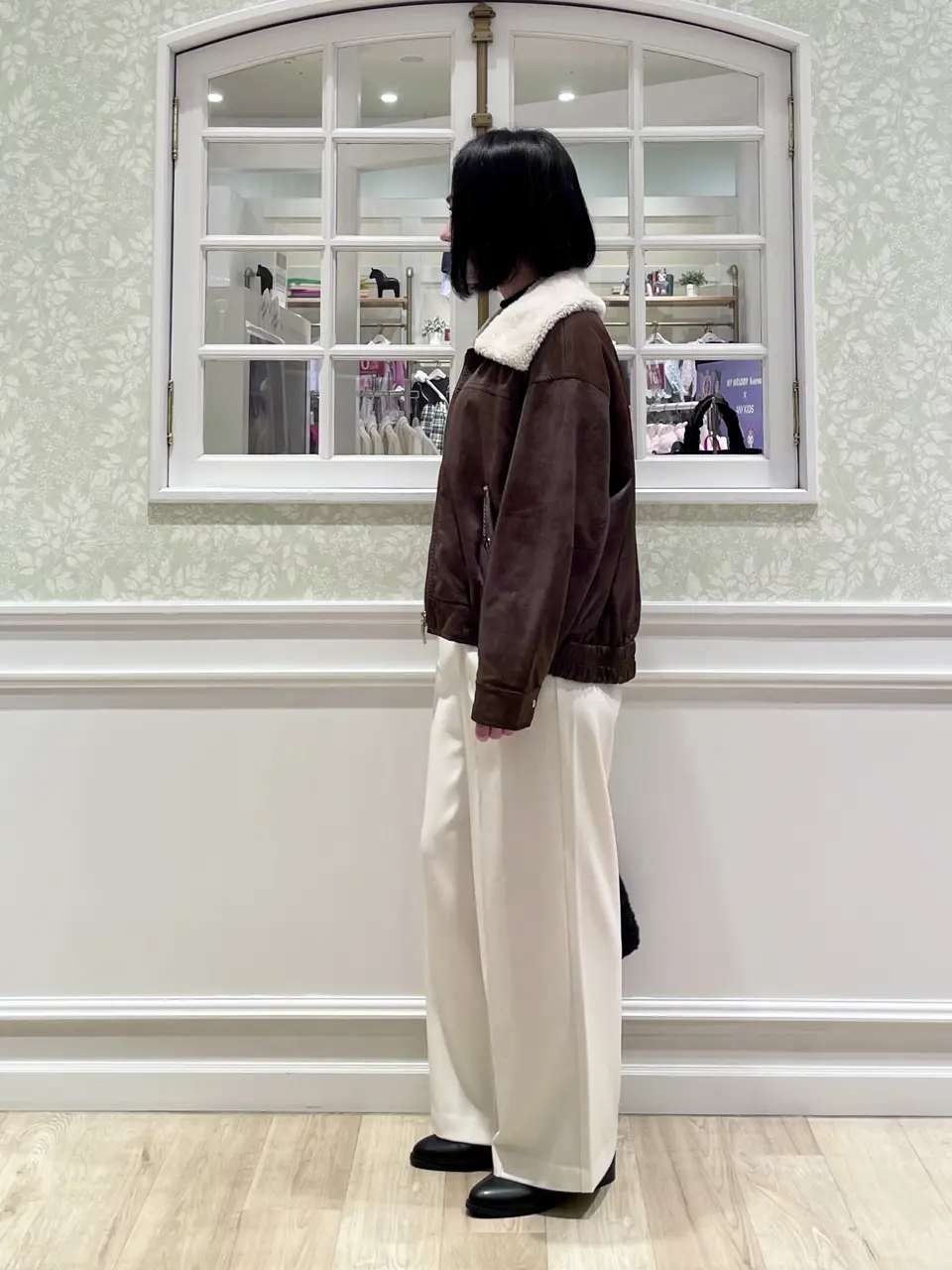 ANY MIKA コーディネート画像