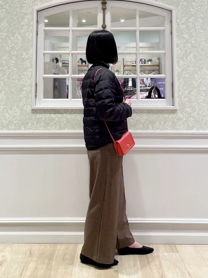 ANY MIKA コーディネート画像