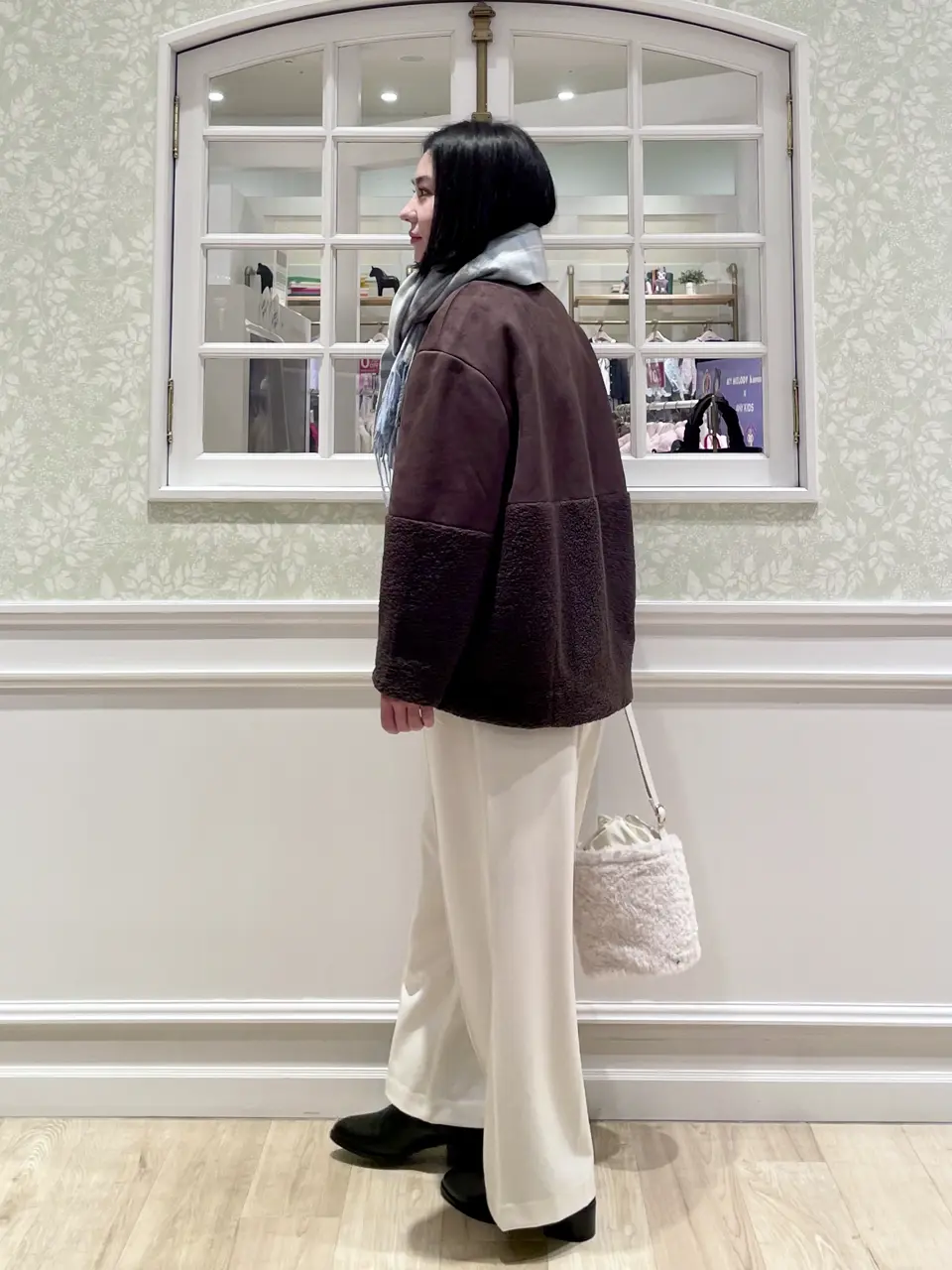 ANY MIKA コーディネート画像