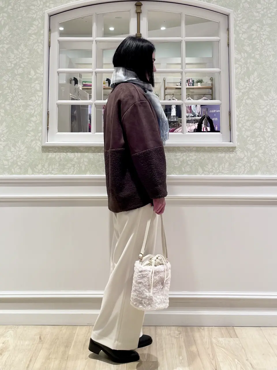 ANY MIKA コーディネート画像