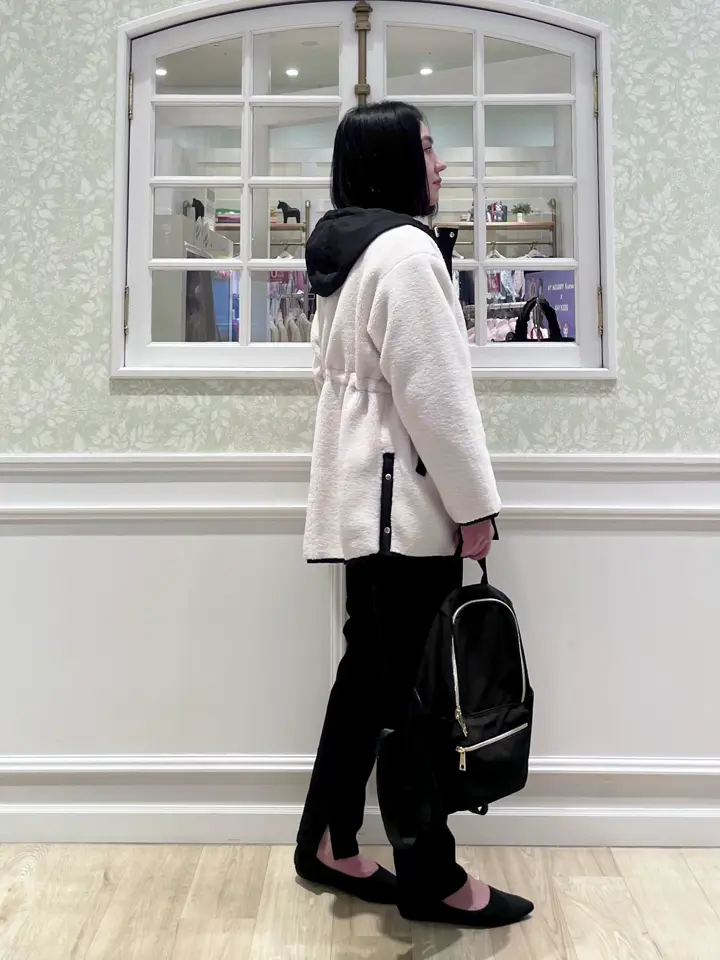 ANY MIKA コーディネート画像