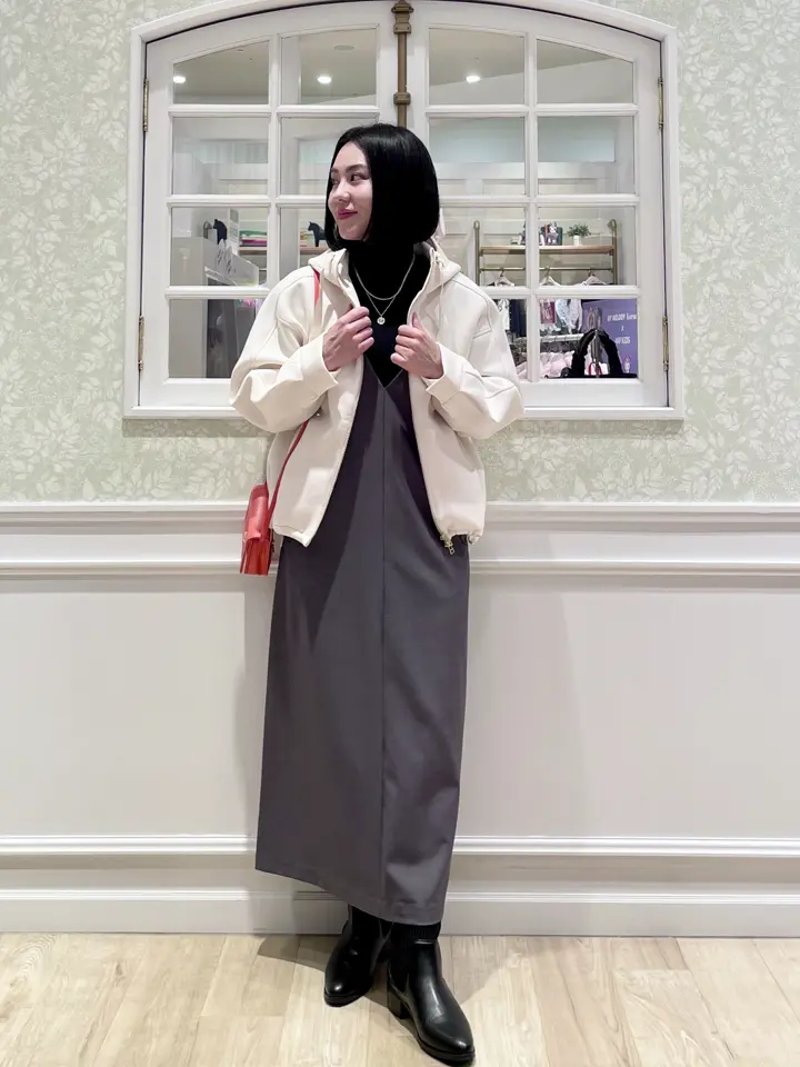 ANY MIKA コーディネート画像