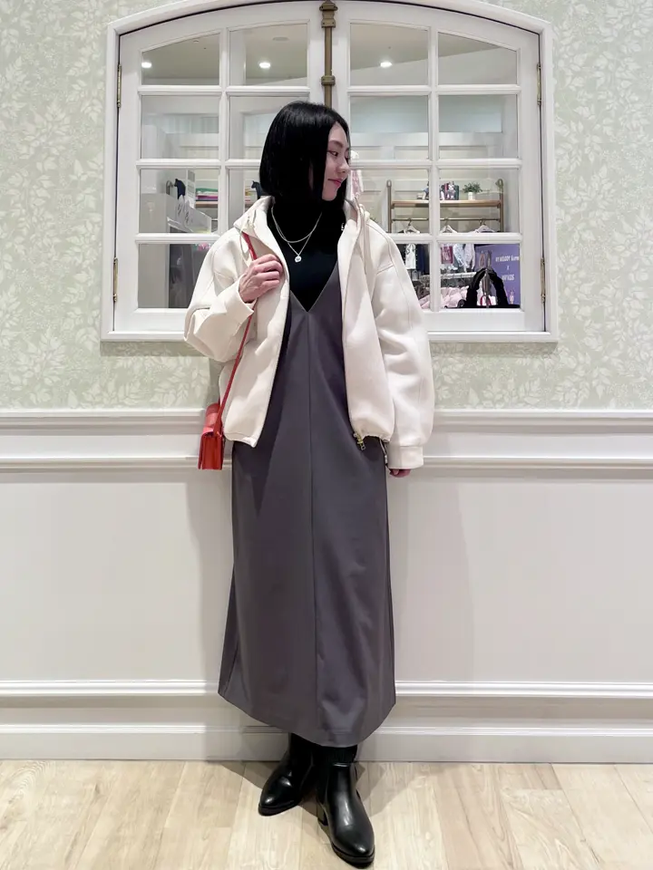 ANY MIKA コーディネート画像