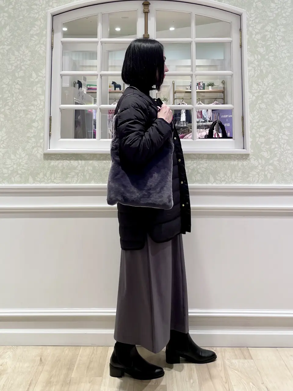 ANY MIKA コーディネート画像