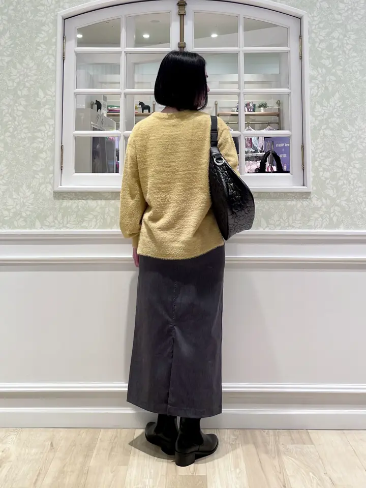 ANY MIKA コーディネート画像