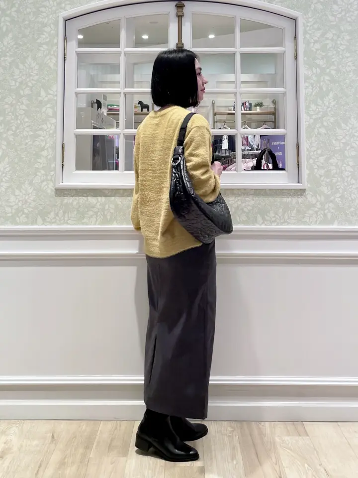 ANY MIKA コーディネート画像