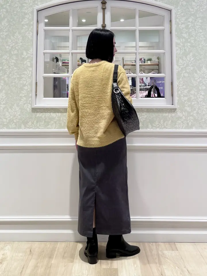 ANY MIKA コーディネート画像