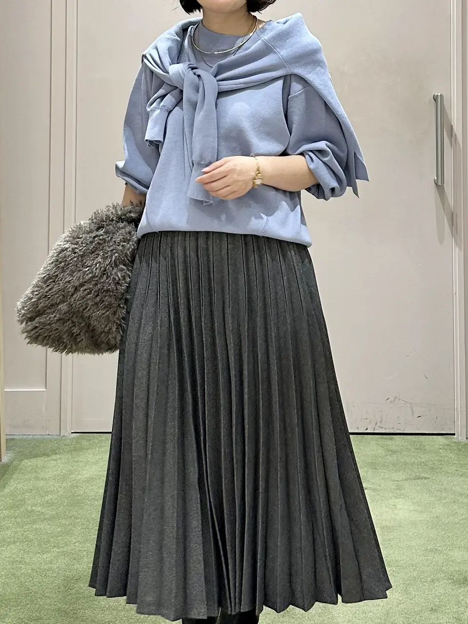 ANY フジコ コーディネート画像