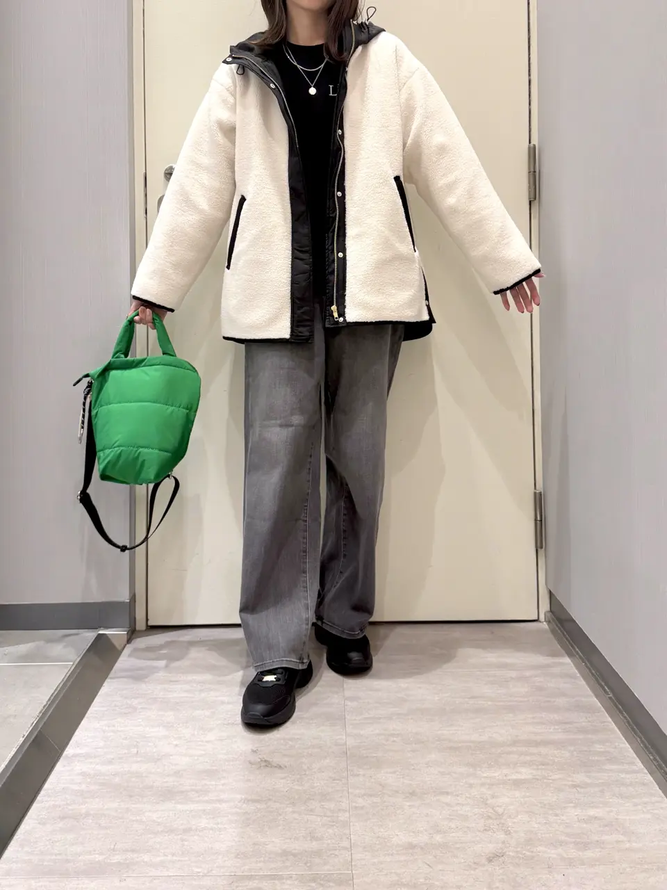 ANY 金井 コーディネート画像