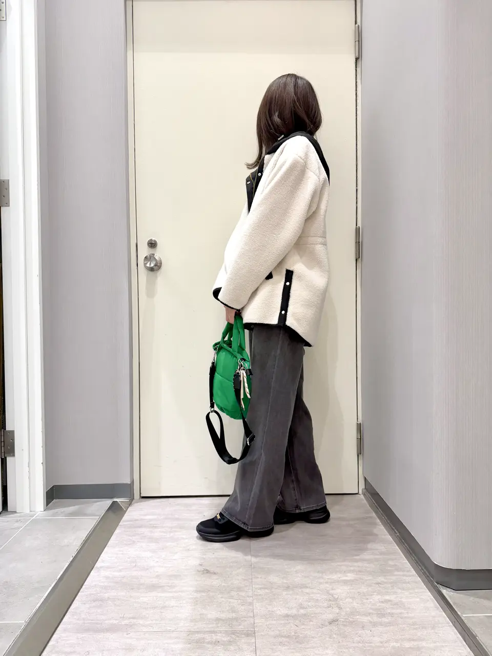 ANY 金井 コーディネート画像