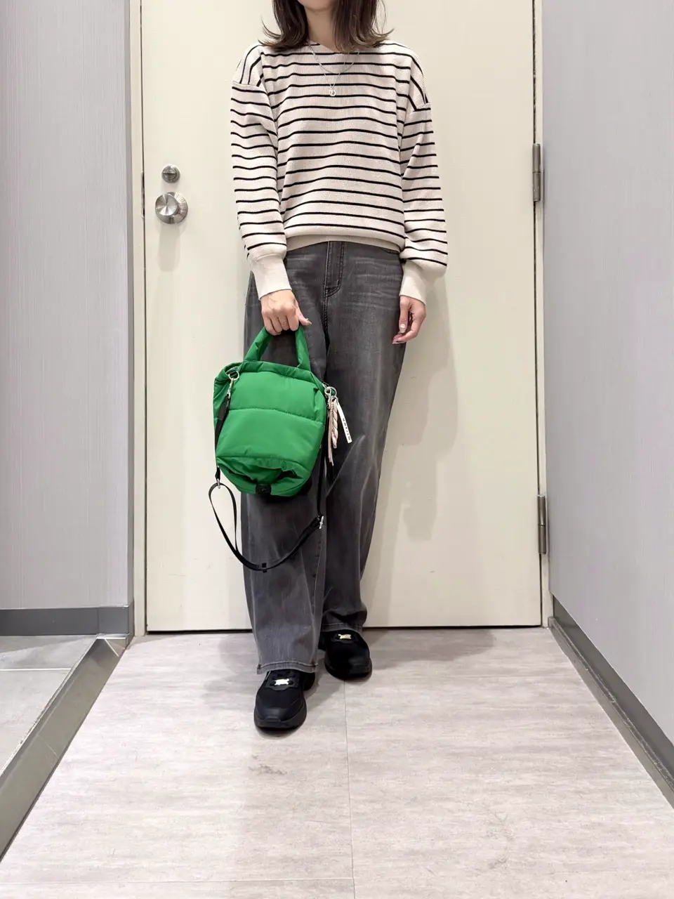 ANY 金井 コーディネート画像