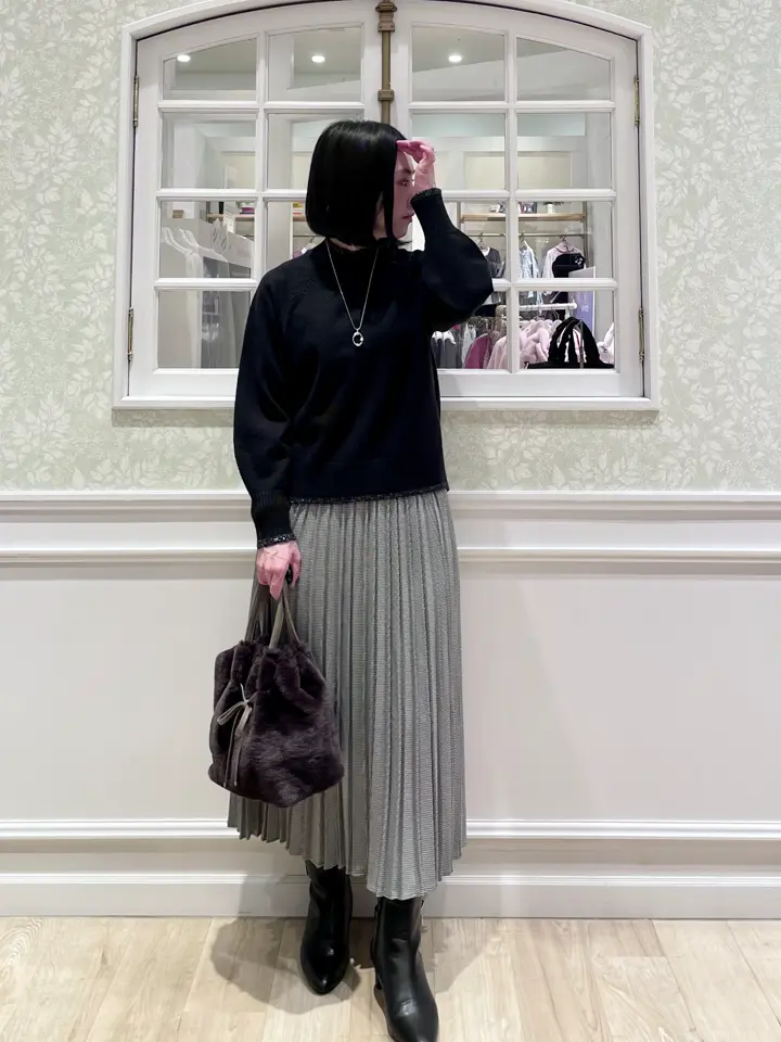 ANY SIS MIKA コーディネート画像