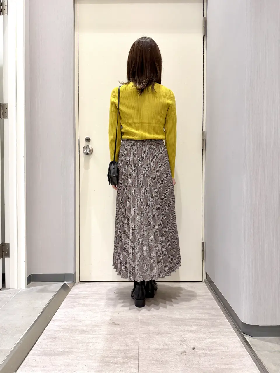 ANY 金井 コーディネート画像