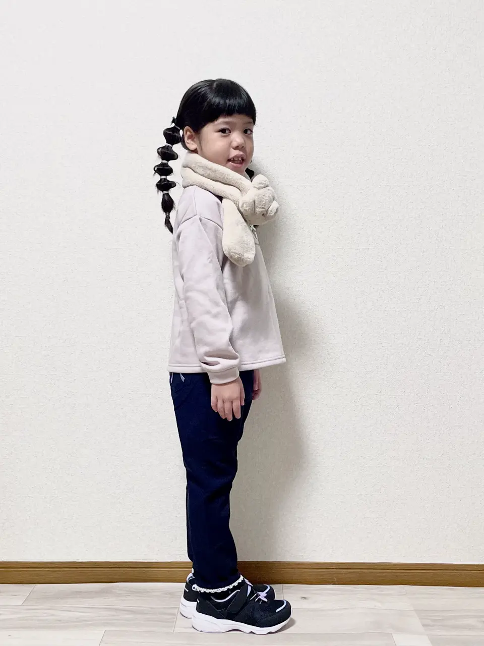 ANY MIKA コーディネート画像