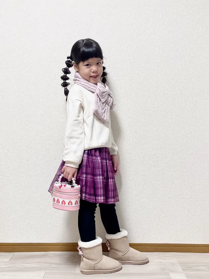 ANY MIKA コーディネート画像