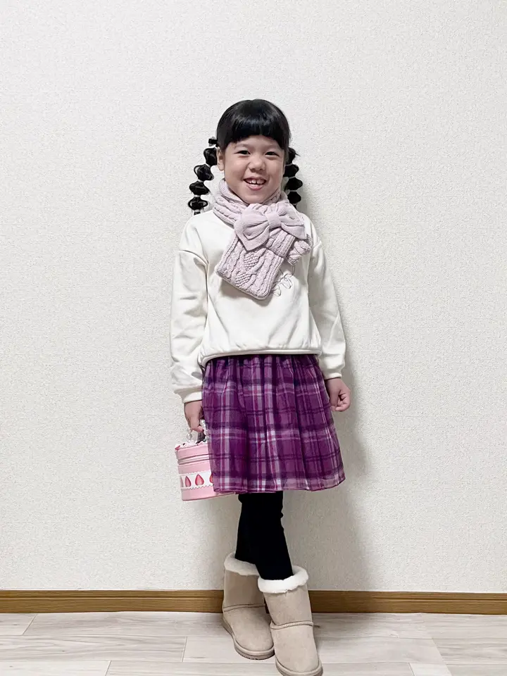 ANY MIKA コーディネート画像