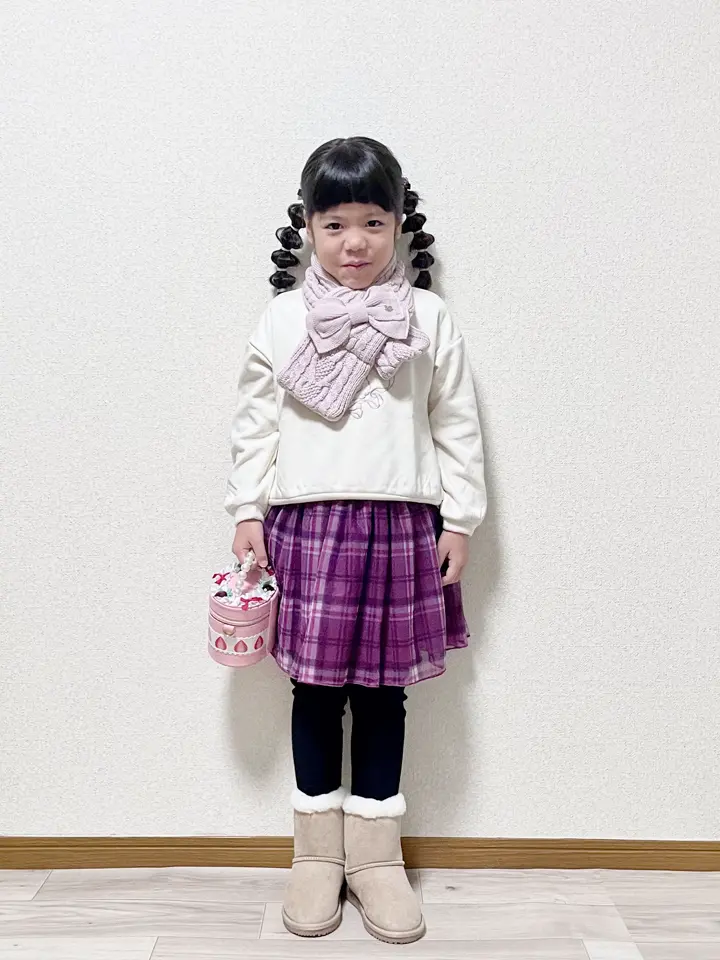 ANY MIKA コーディネート画像