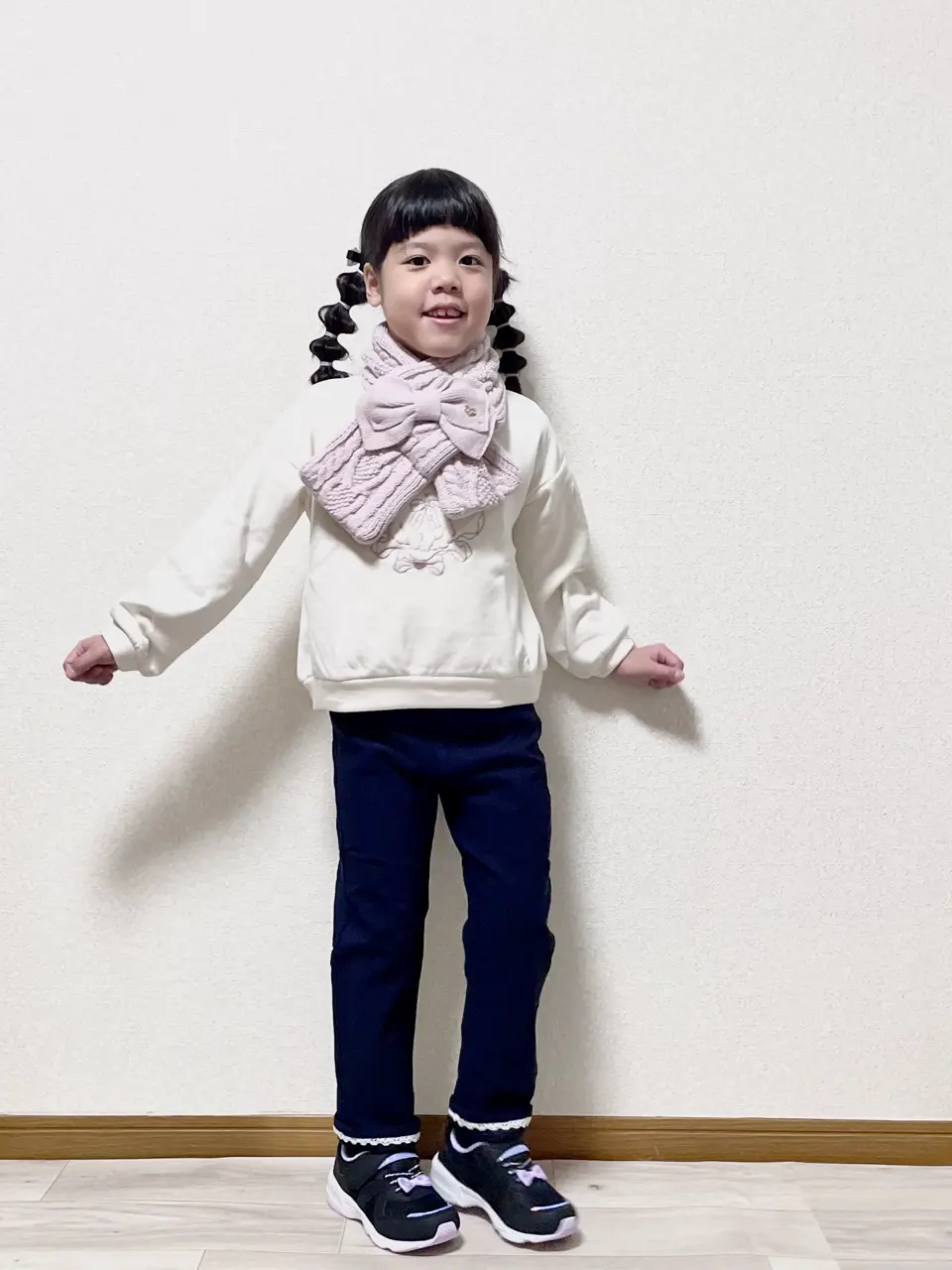 ANY MIKA コーディネート画像