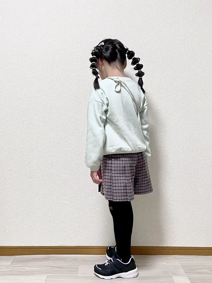 ANY MIKA コーディネート画像