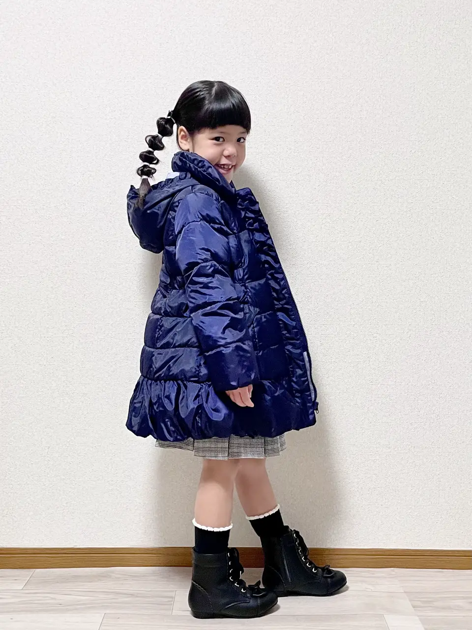 ANY MIKA コーディネート画像