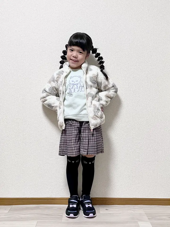 ANY MIKA コーディネート画像