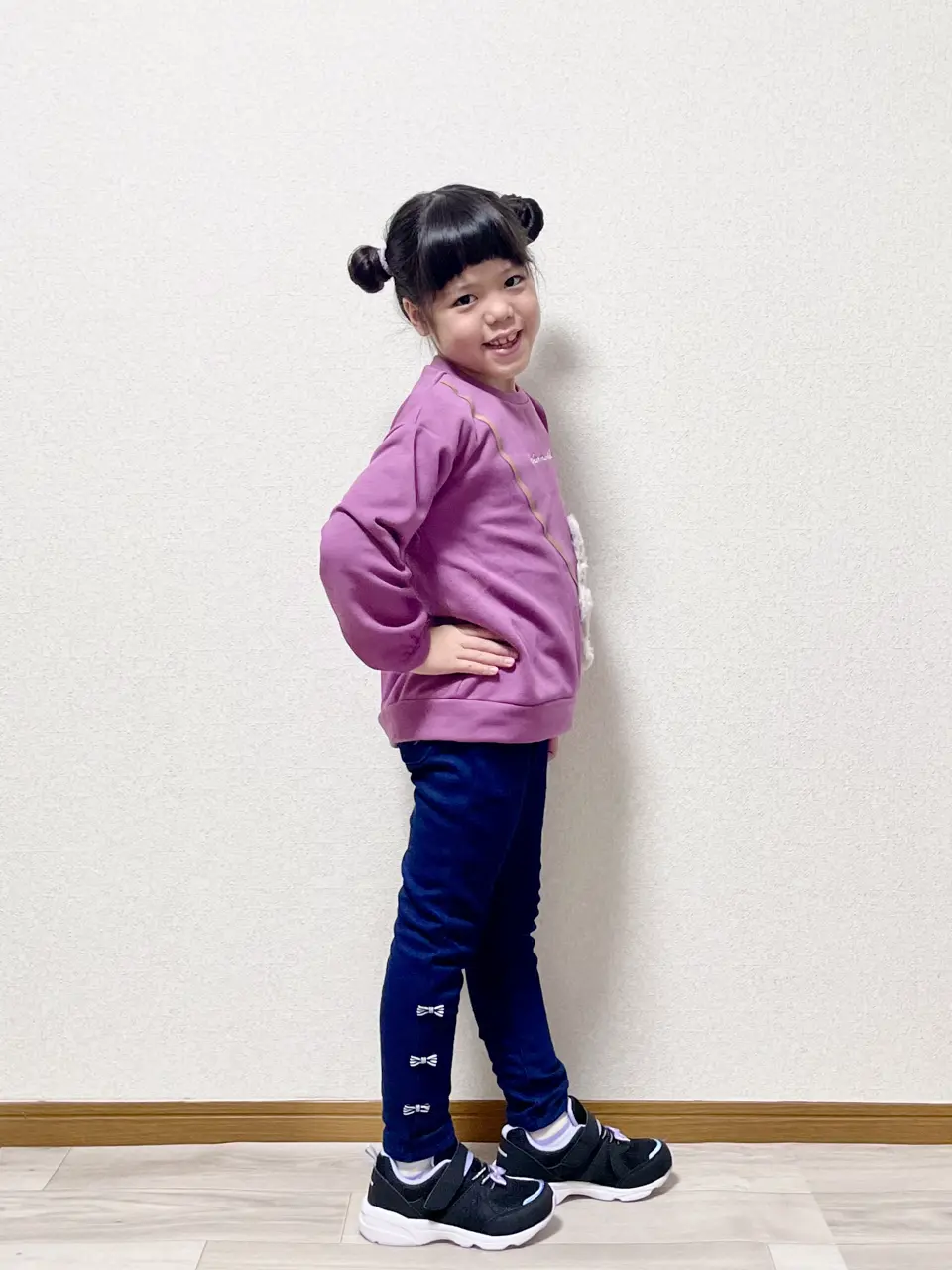 ANY MIKA コーディネート画像