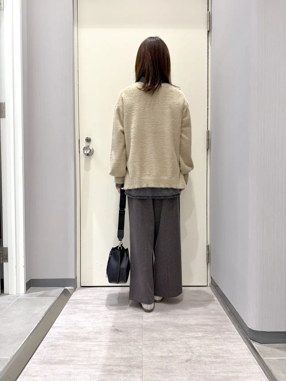 ANY 金井 コーディネート画像