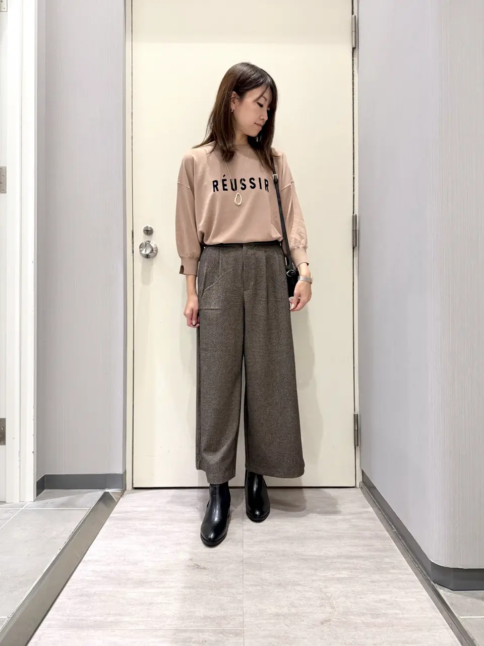 ANY 金井 コーディネート画像