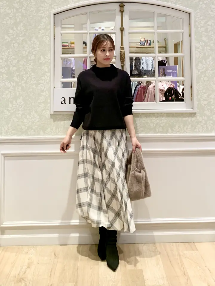 ANY MIHO コーディネート画像