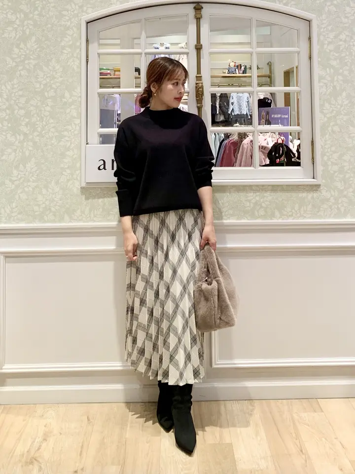 ANY MIHO コーディネート画像