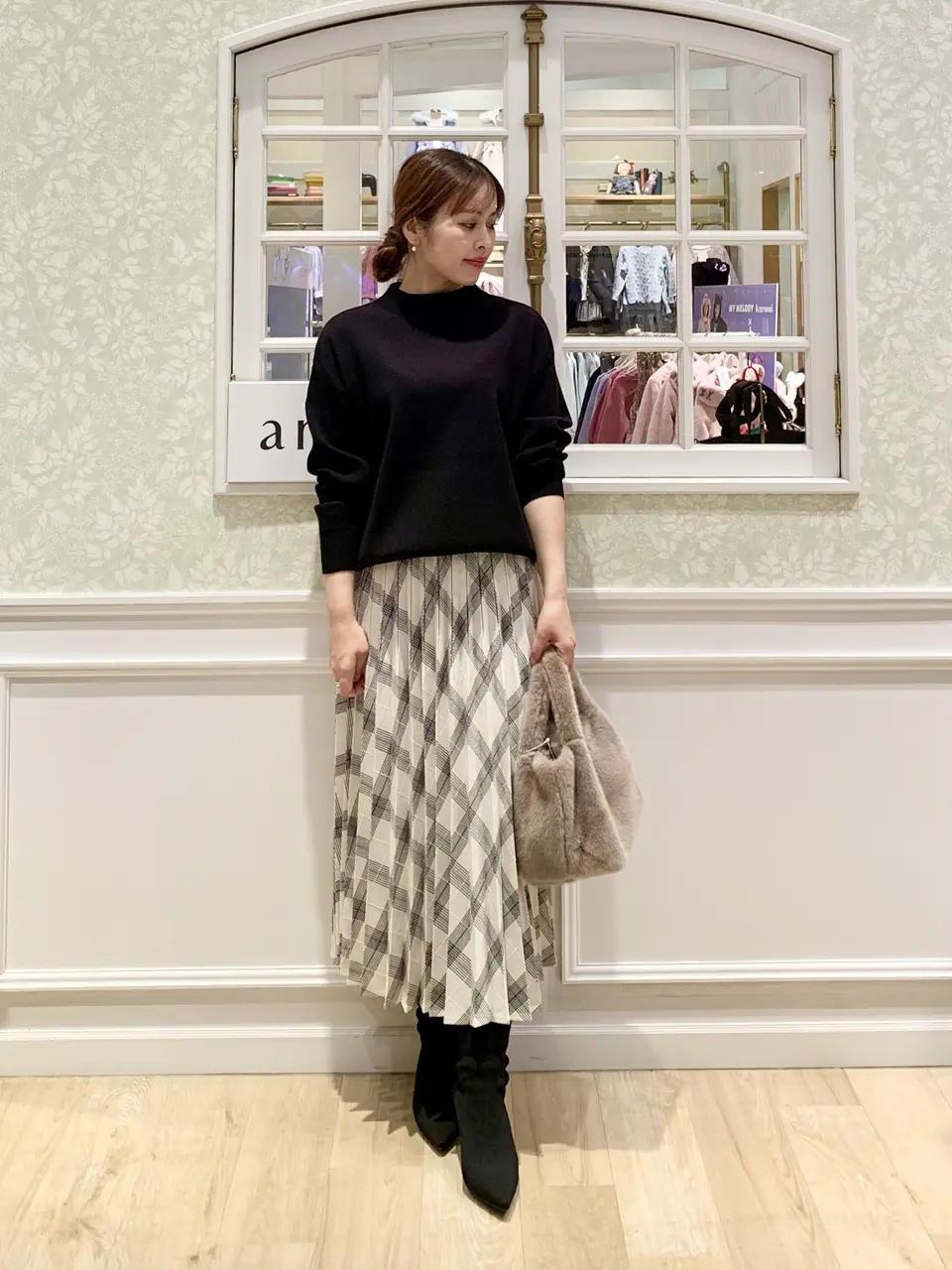 ANY MIHO コーディネート画像