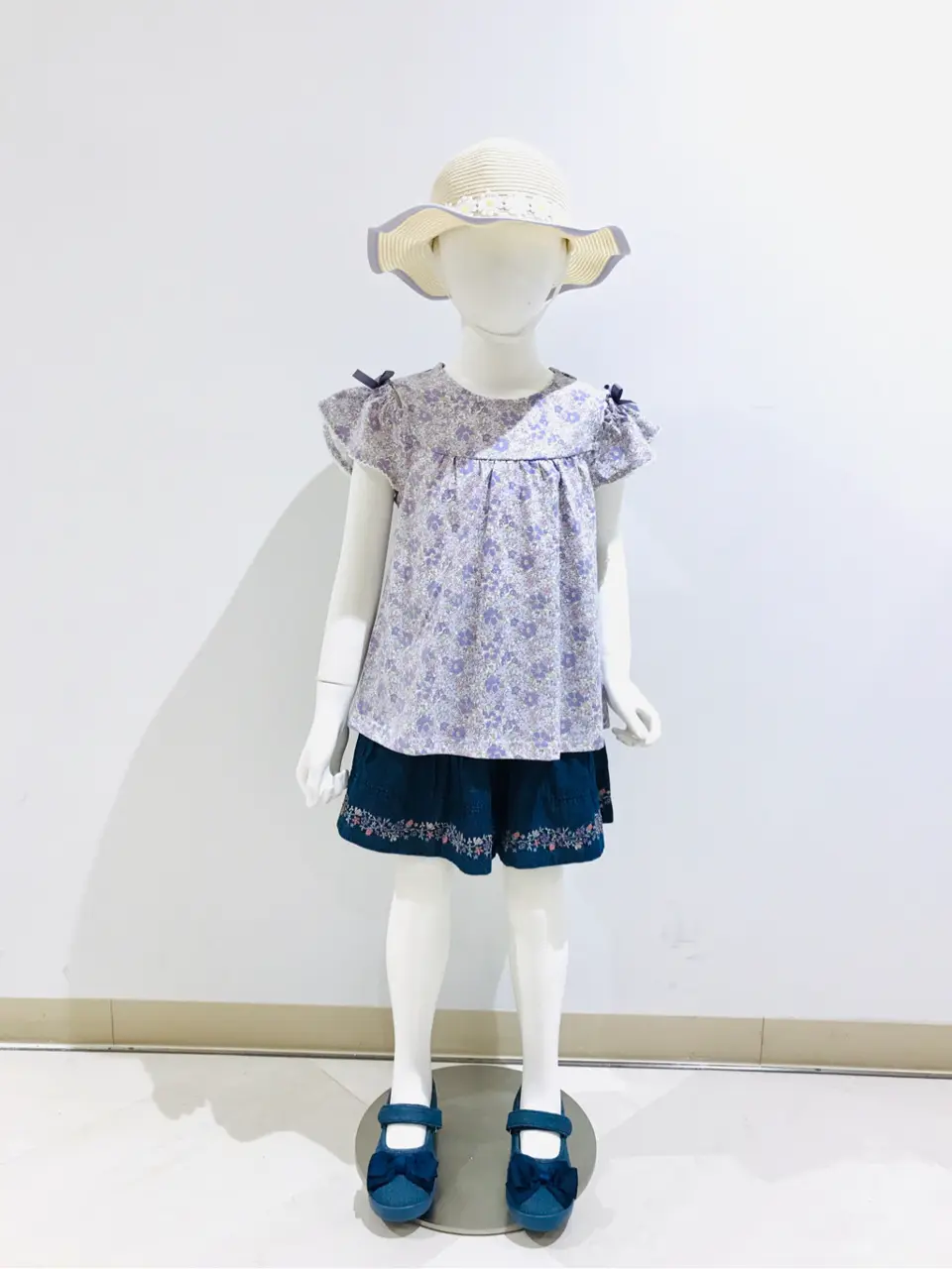 ANY 田口 コーディネート画像