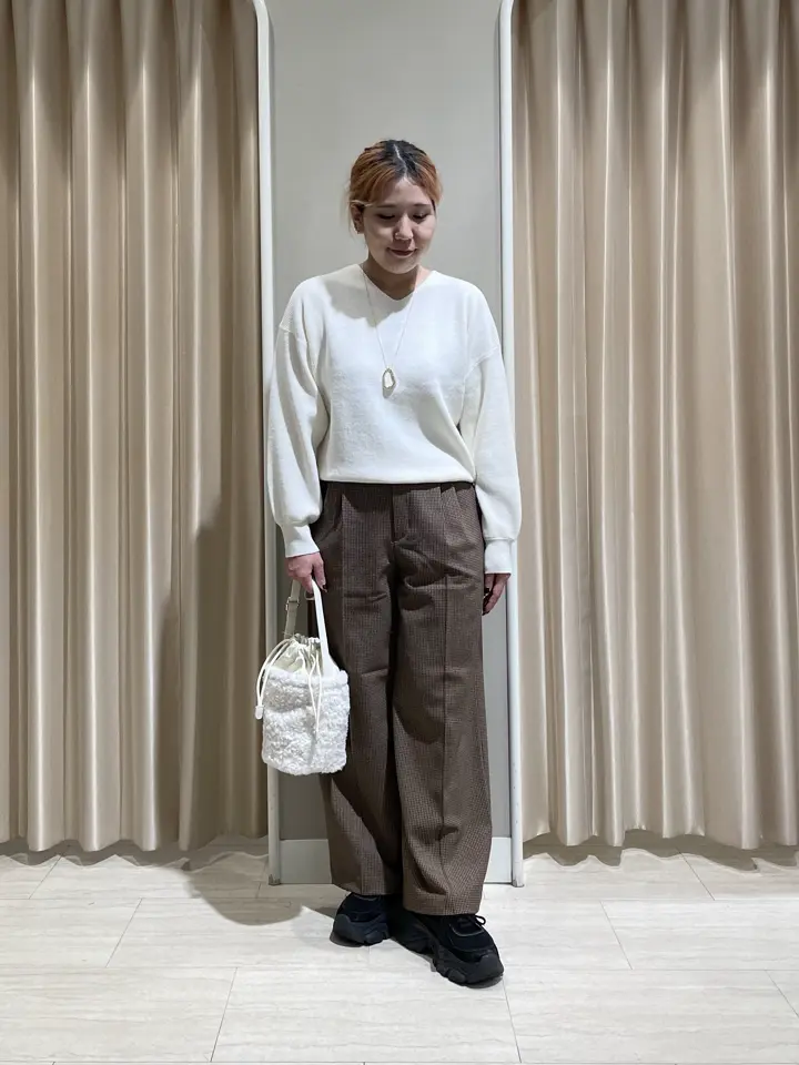 ANY 柄澤 コーディネート画像