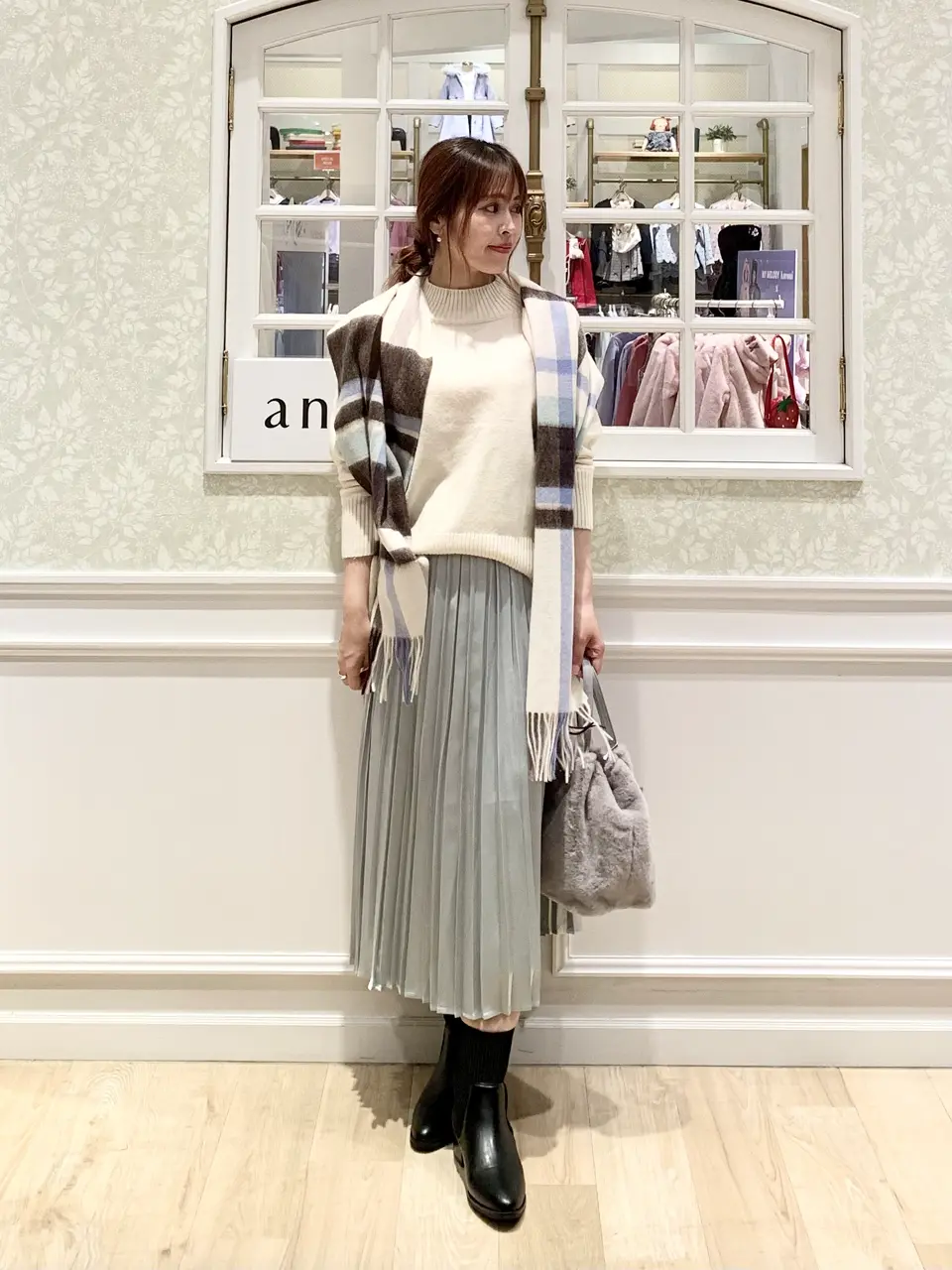 ANY SIS MIHO コーディネート画像