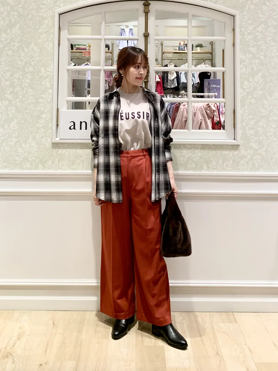 ANY MIHO コーディネート画像