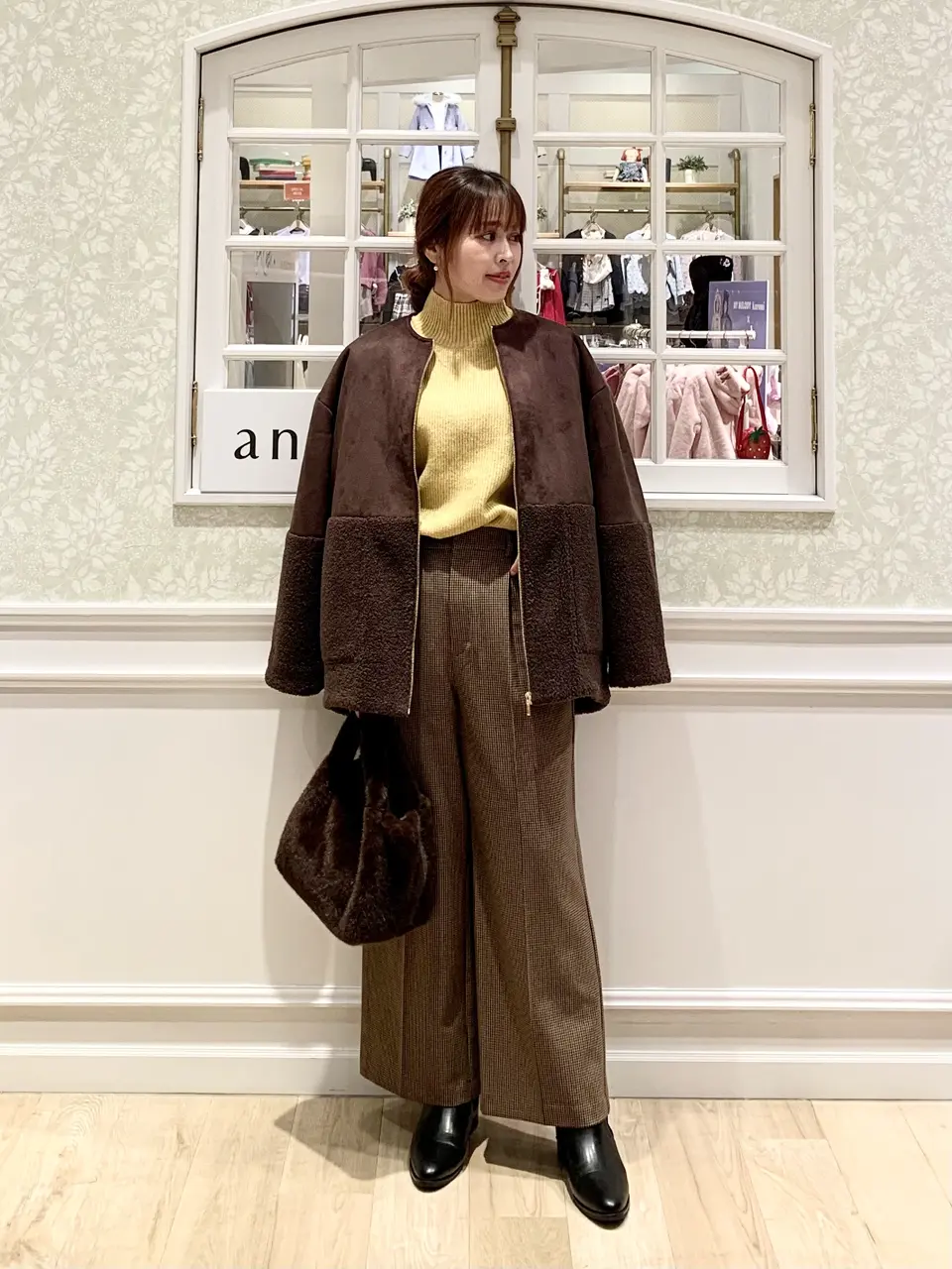 ANY MIHO コーディネート画像