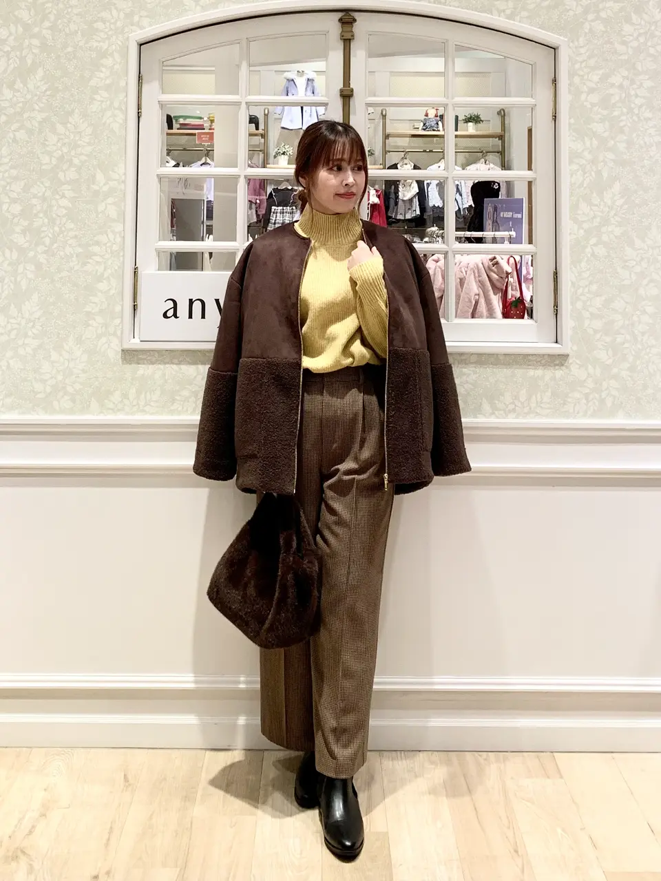 ANY MIHO コーディネート画像