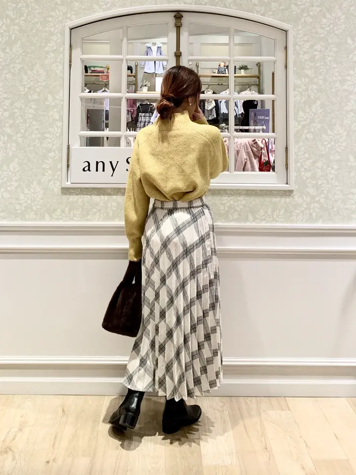 ANY MIHO コーディネート画像