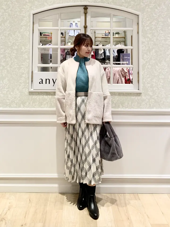 ANY MIHO コーディネート画像