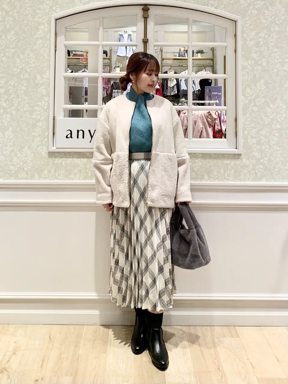 ANY MIHO コーディネート画像