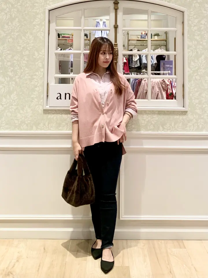 ANY MIHO コーディネート画像