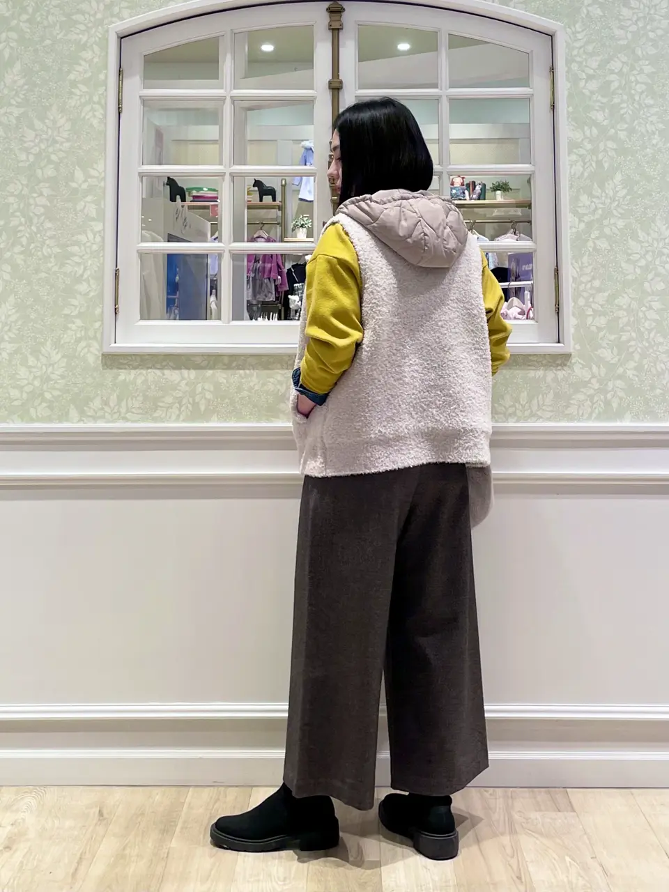 ANY MIKA コーディネート画像