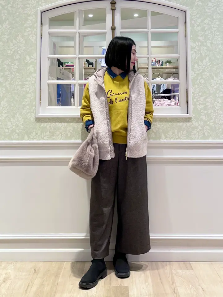 ANY MIKA コーディネート画像