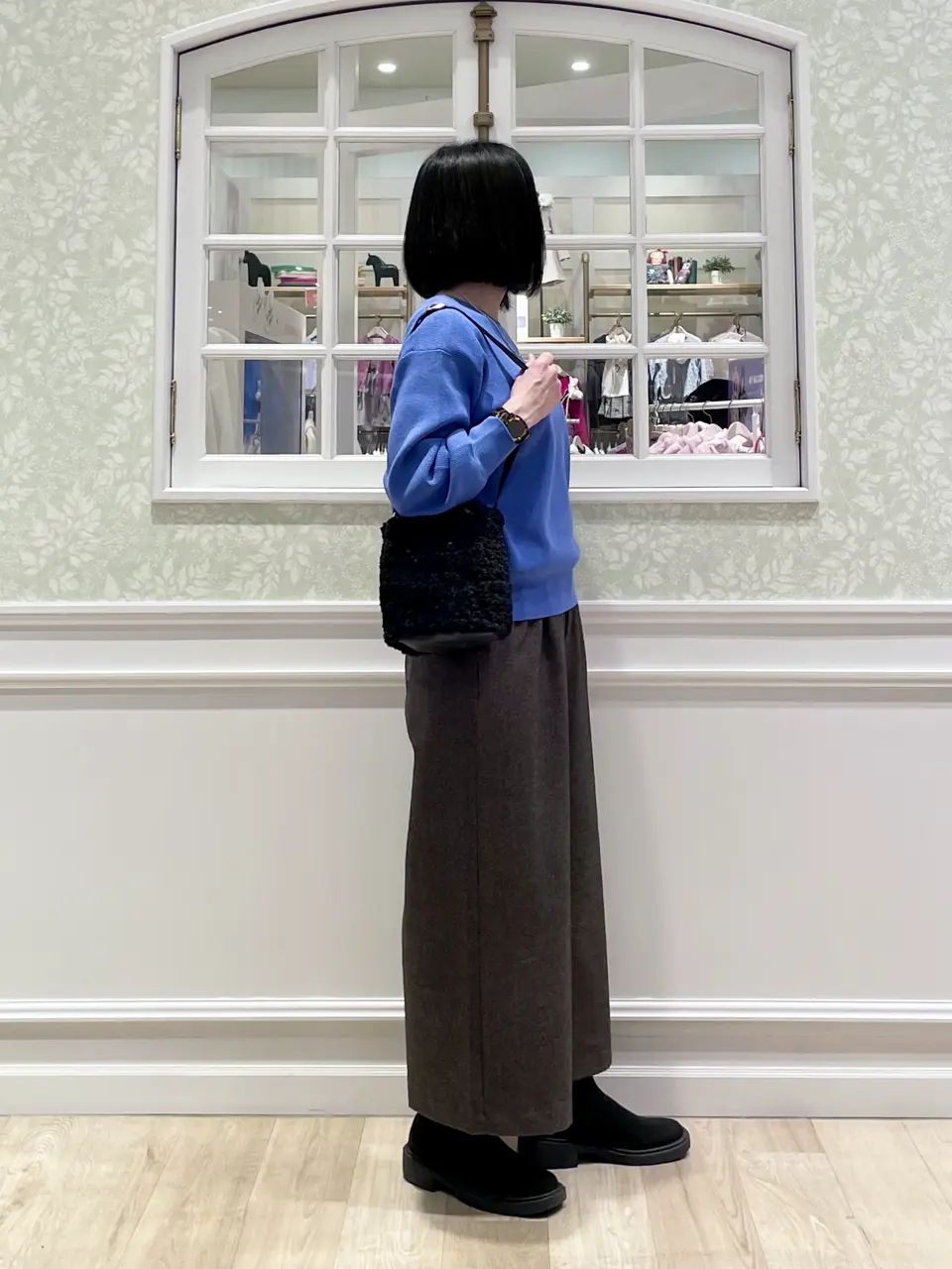 ANY MIKA コーディネート画像