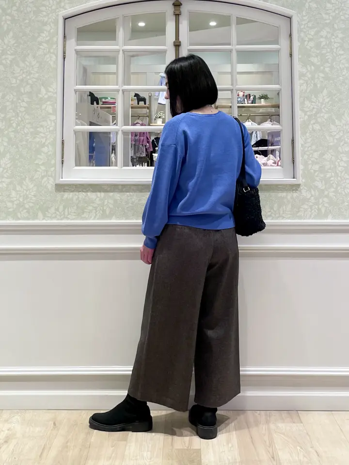 ANY MIKA コーディネート画像