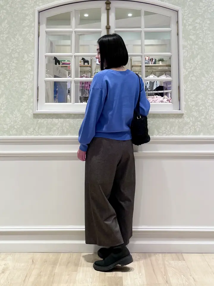 ANY MIKA コーディネート画像