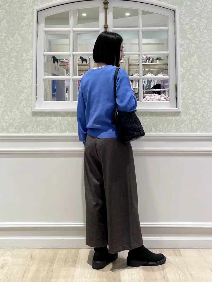 ANY MIKA コーディネート画像