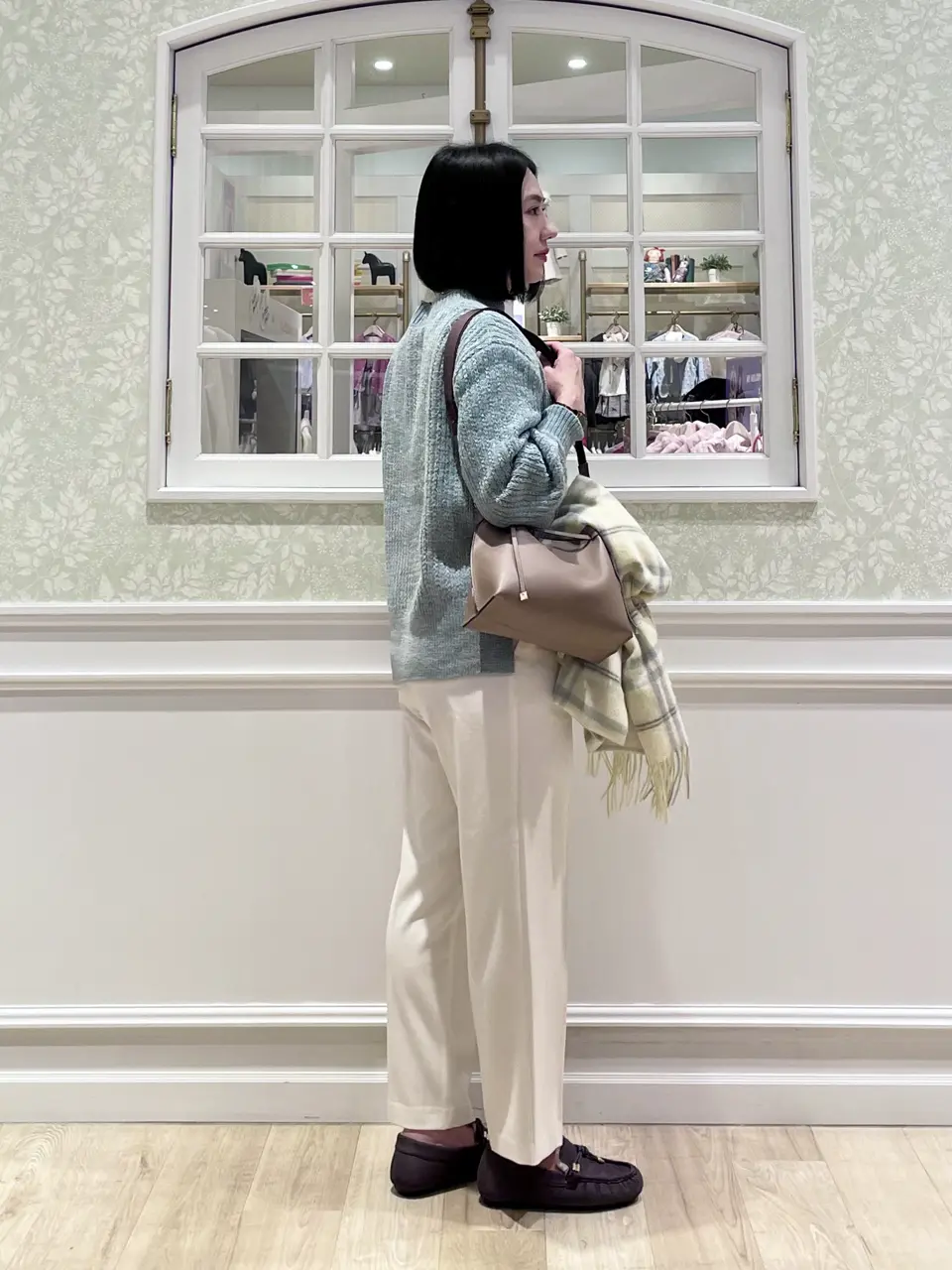 ANY MIKA コーディネート画像