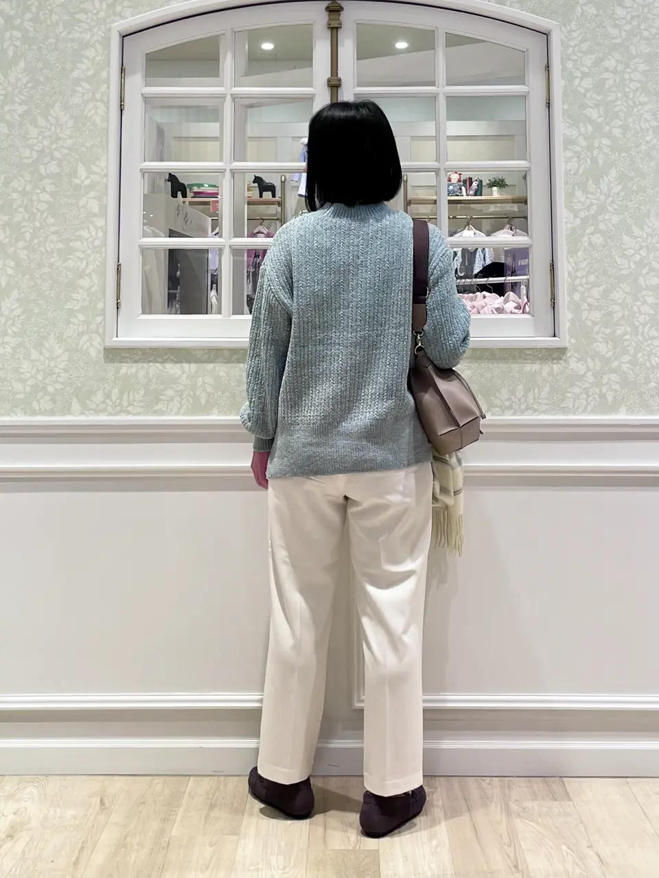 ANY MIKA コーディネート画像